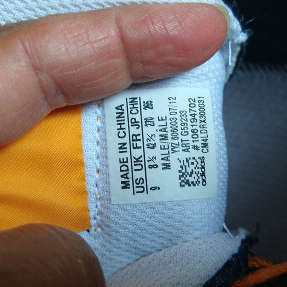 Adidas new York 12 shoes. - Picture 4 of 7
